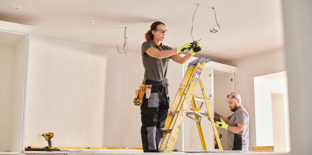 Best Affordable Emergency Electrician  in Aviston, IL